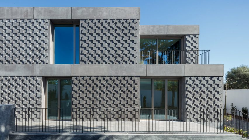 Egypt Embassy in Lisbon by Promontorio Architects