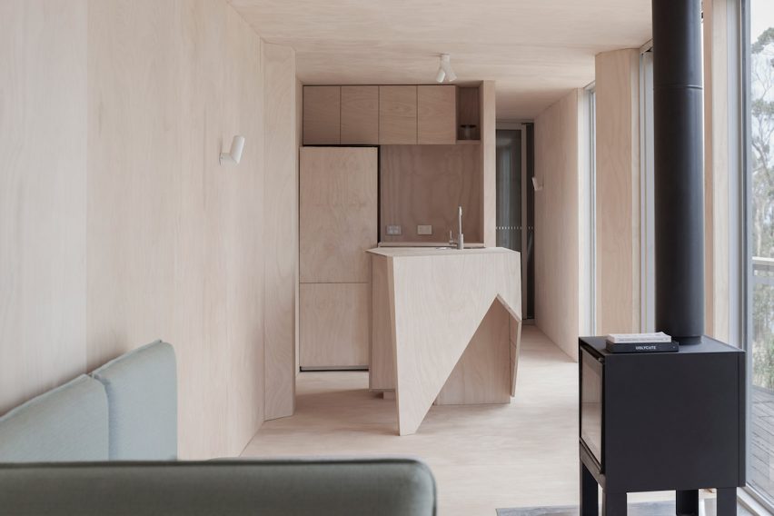 House 28 by Studio Edwards