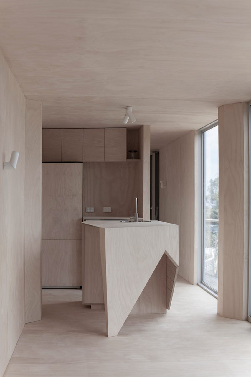 House 28 by Studio Edwards