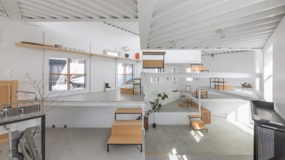 House in Miyamoto by Tato Architects