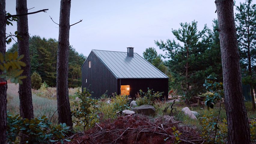 Kashubian House by Grzegorz Layer