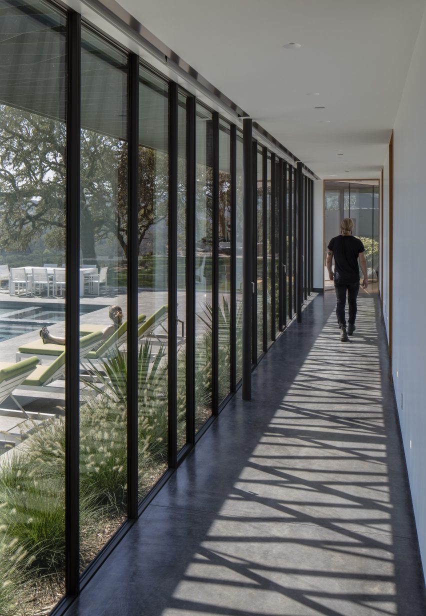 Lichen House by Schwartz and Architecture