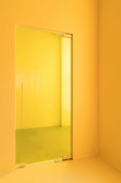 Likeshop Showroom by Eduard Eremchuk