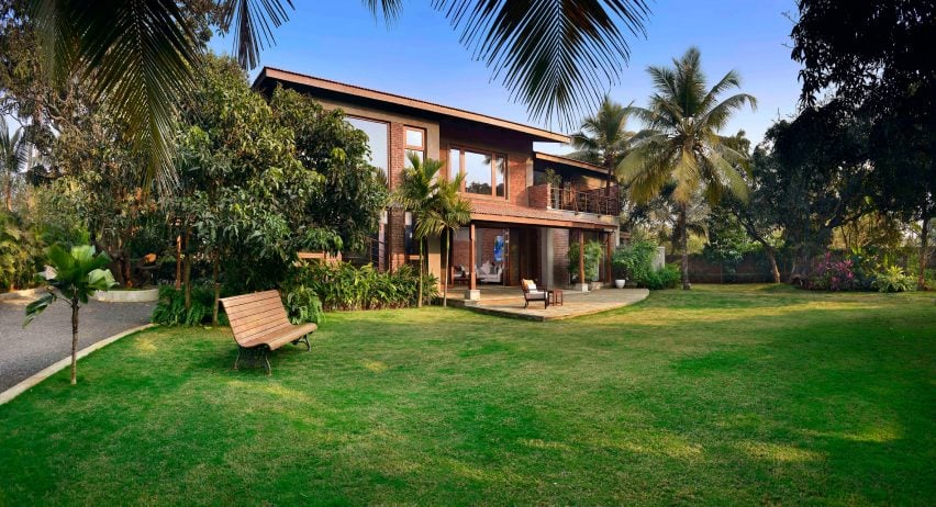 The Mango House by Studio PKA