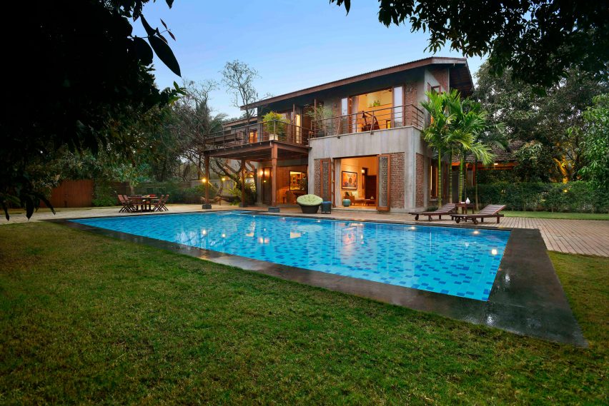 The Mango House by Studio PKA