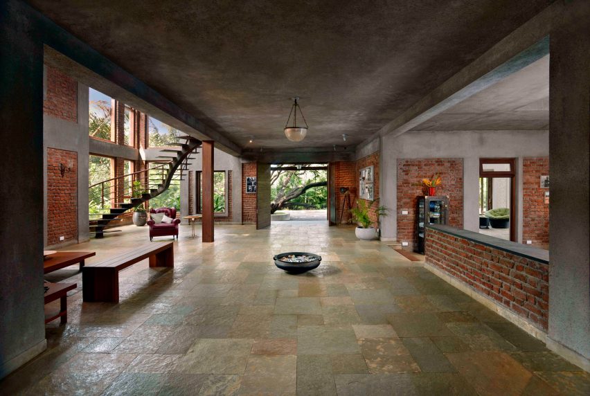 The Mango House by Studio PKA