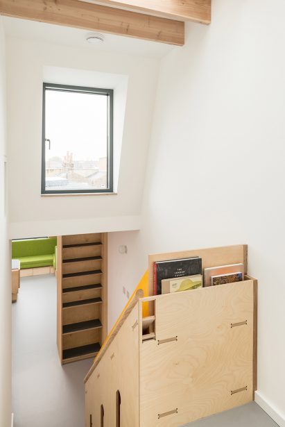 Matchbox house, Stoke Newington by Archmonger