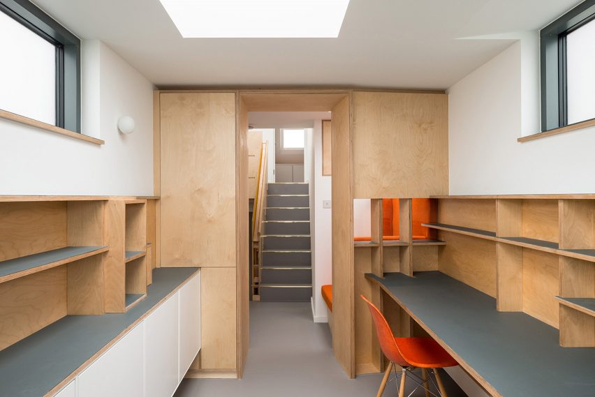 Matchbox house, Stoke Newington by Archmonger
