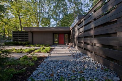 Midcentury Modern Renovation by Haus