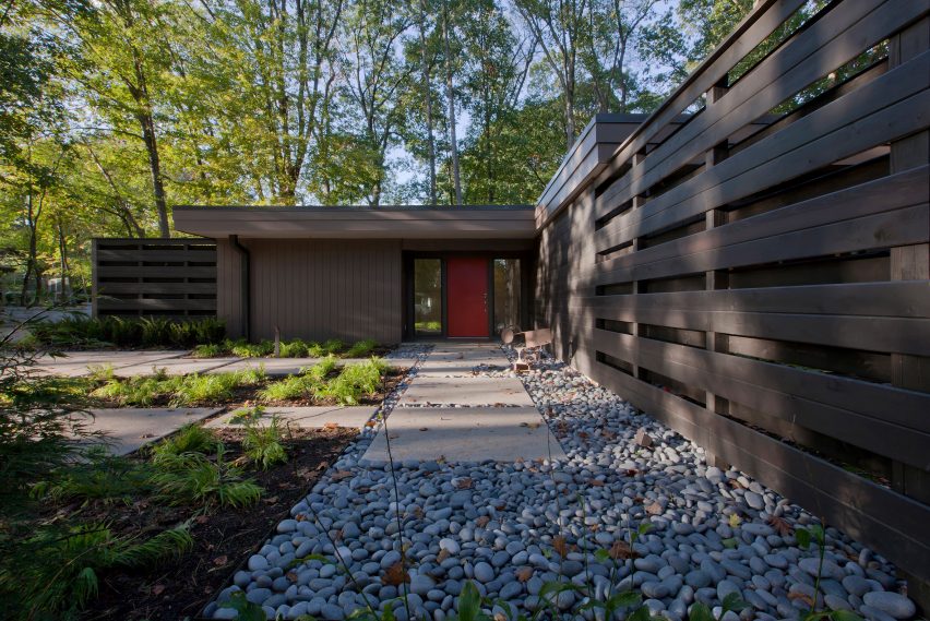 Midcentury Modern Renovation by Haus