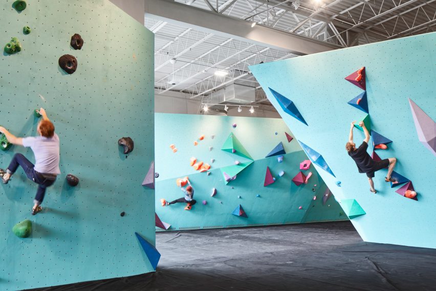 Minneapolis Bouldering Project by Lilianne Steckel