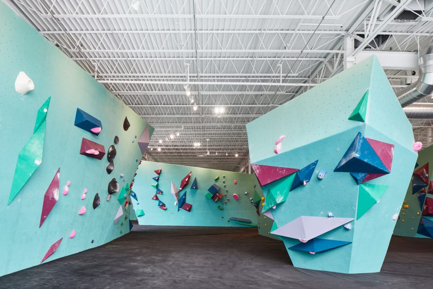 Minneapolis Bouldering Project by Lilianne Steckel