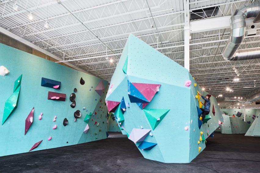 Minneapolis Bouldering Project by Lilianne Steckel