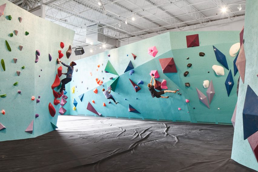 Minneapolis Bouldering Project by Lilianne Steckel