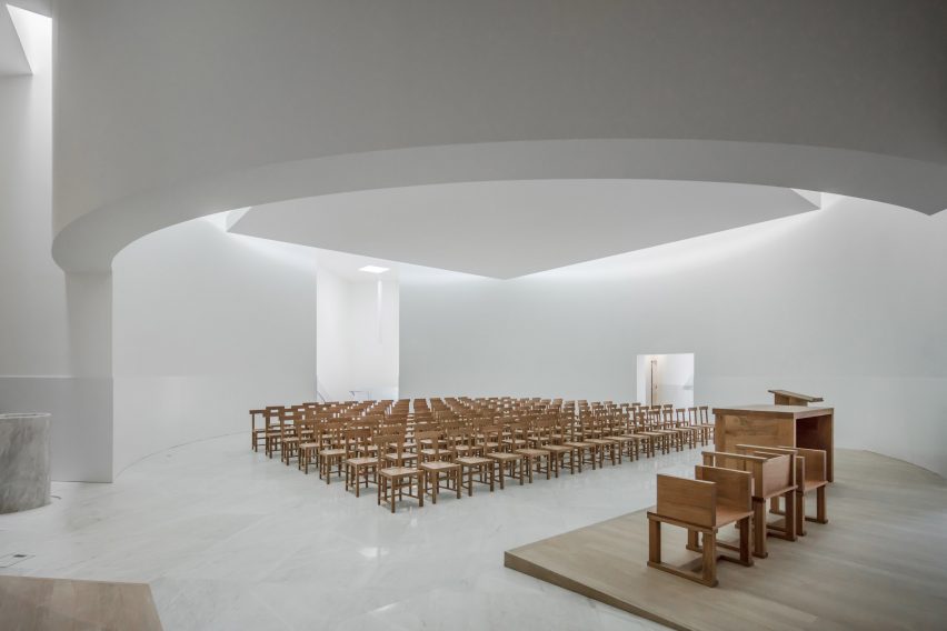 New Church of Saint-Jacques by Alvaro Siza