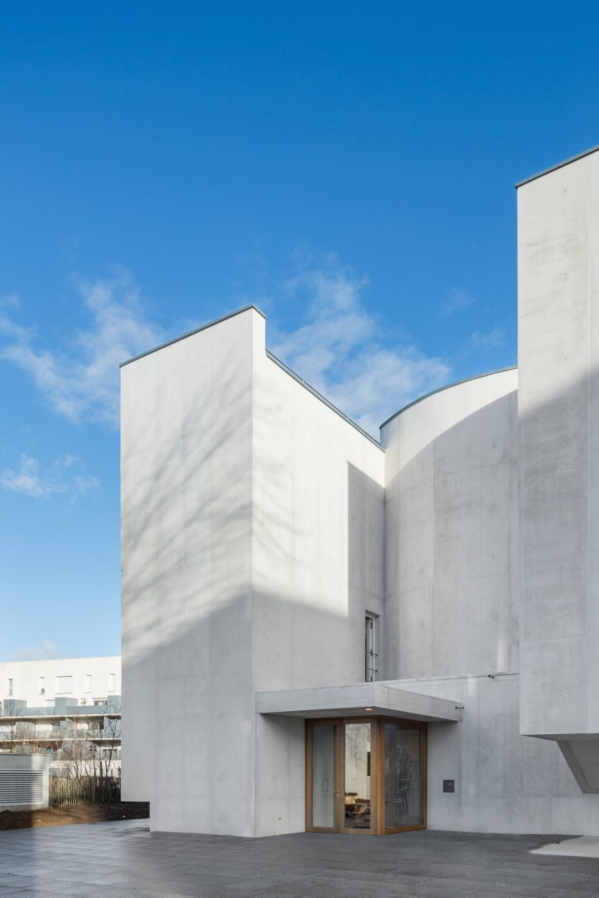 New Church of Saint-Jacques by Alvaro Siza