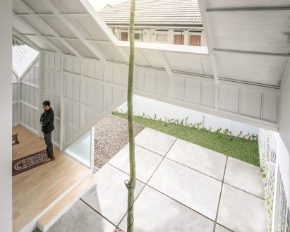 Norhouse in Indonesia by Aaksen Responsible Aarchitecture