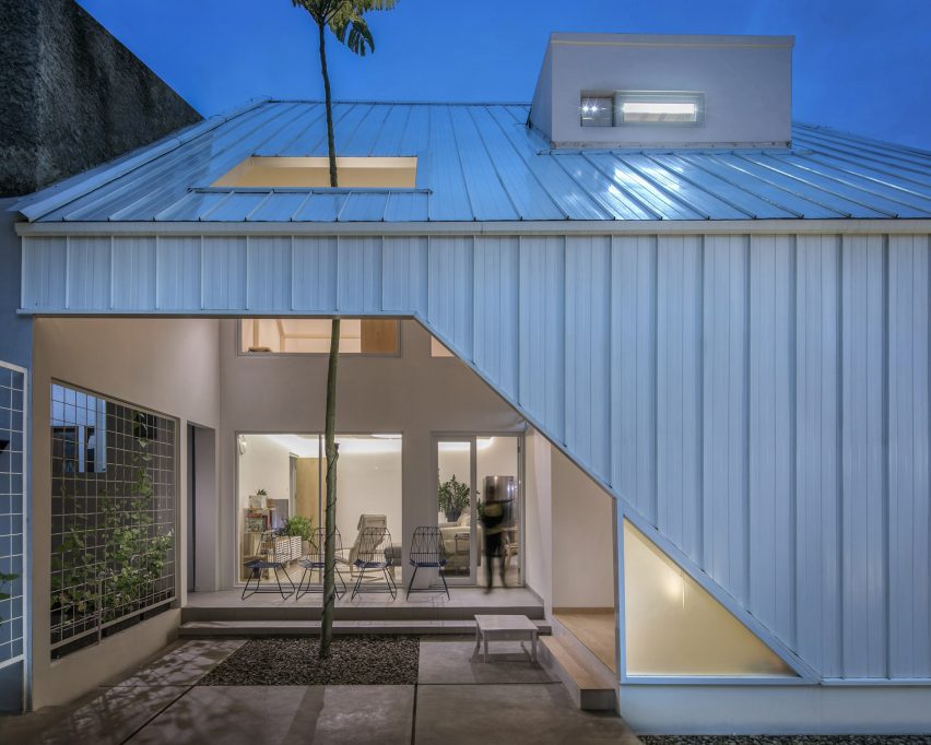 Norhouse in Indonesia by Aaksen Responsible Aarchitecture