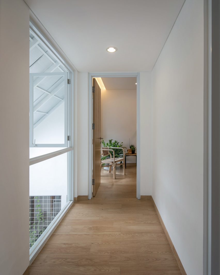 Norhouse in Indonesia by Aaksen Responsible Aarchitecture