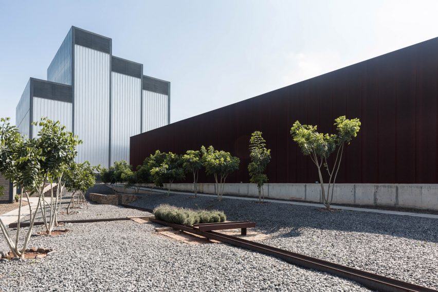 Novasem by Atelier Ars