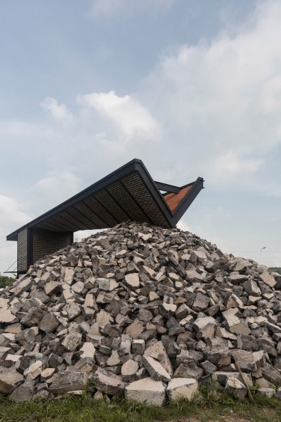 Novasem by Atelier Ars