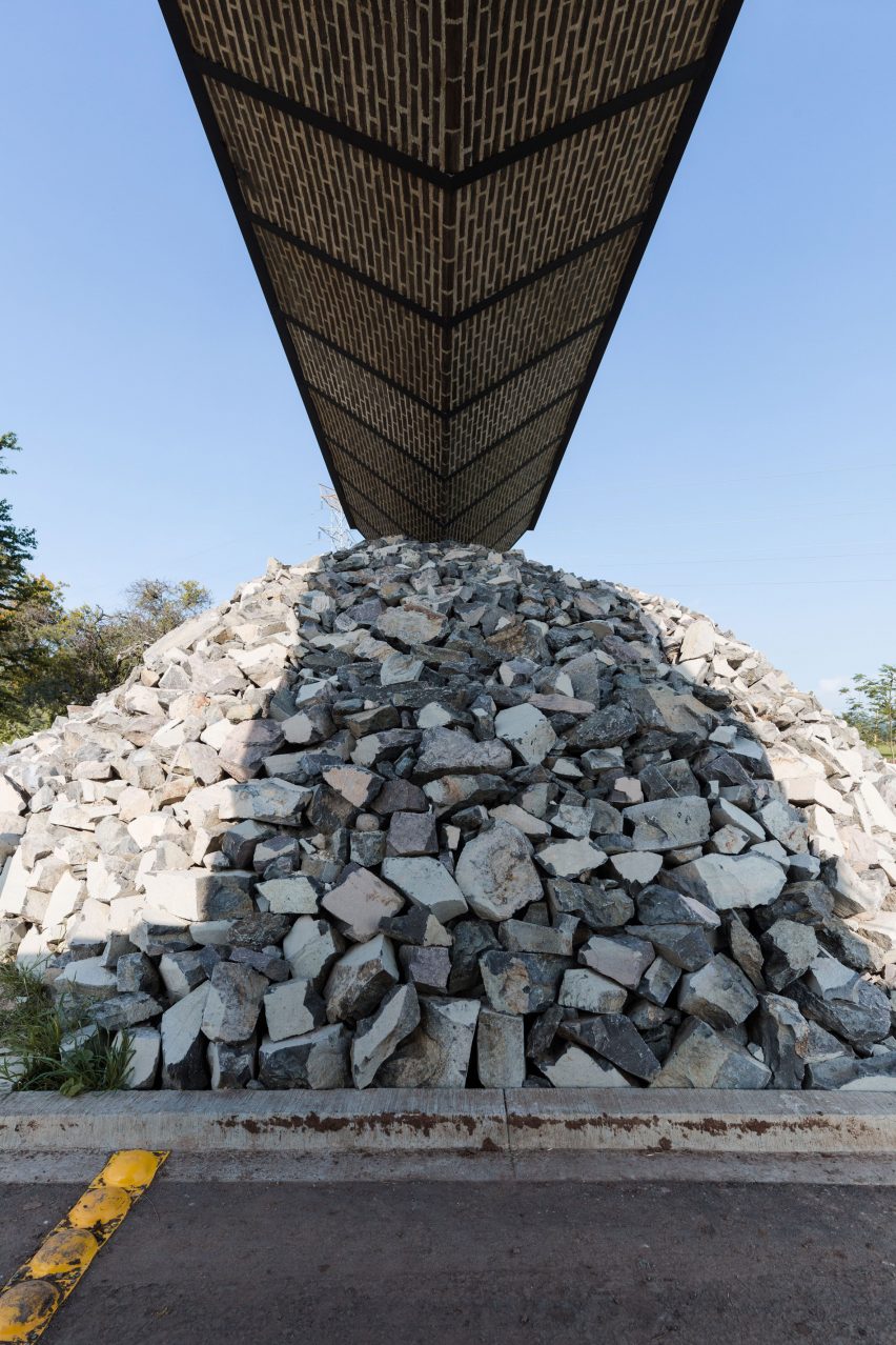 Novasem by Atelier Ars