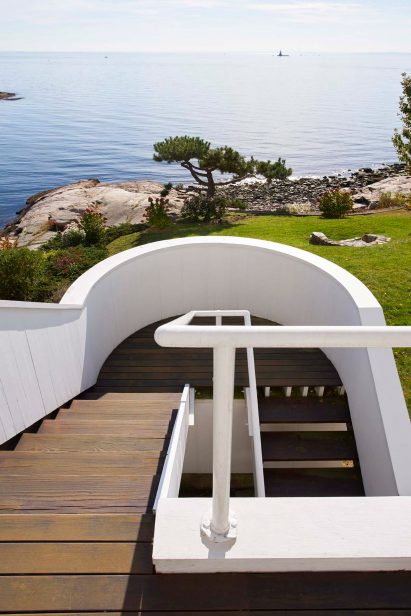 Smith House by Richard Meier & Partners