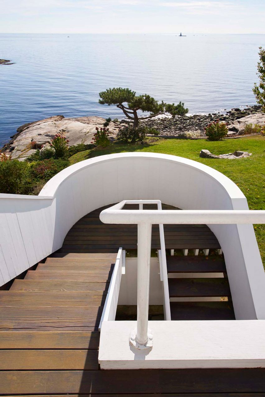 Smith House by Richard Meier & Partners