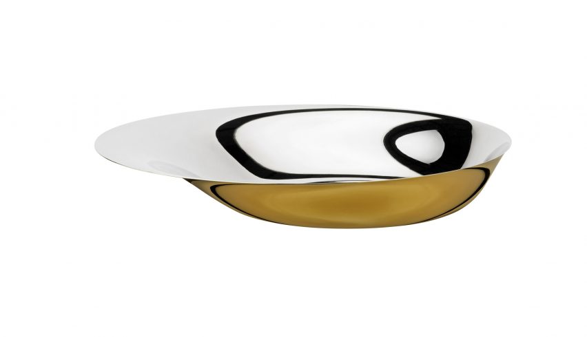 Norman Foster designs "sculptural" range of tableware for Danish design brand Stelton