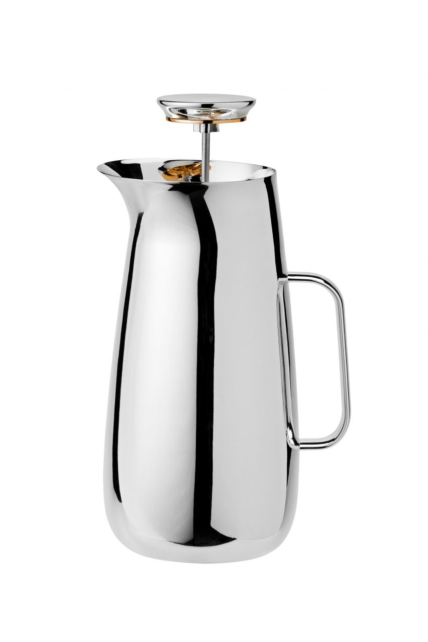 Norman Foster designs "sculptural" range of tableware for Danish design brand Stelton