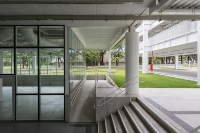 Tech Institute of Aeronautics by Metro