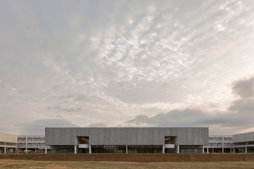 Tech Institute of Aeronautics by Metro