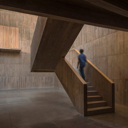 Teotitlan del Valle Community Cultural Center by Productura