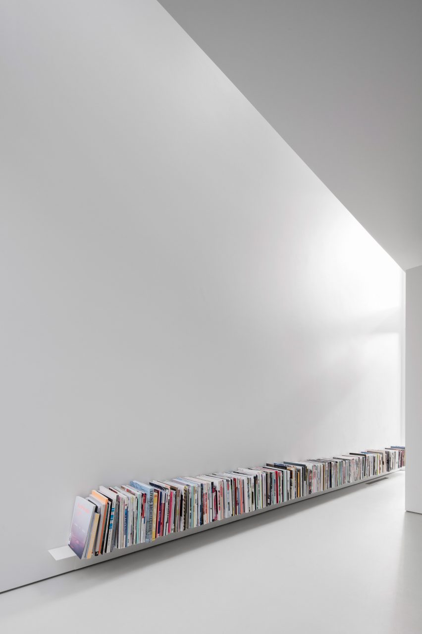 The House on Drolet Street by Asgoneau Design