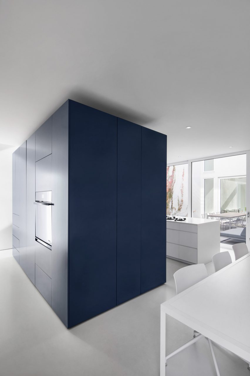 The House on Drolet Street by Asgoneau Design