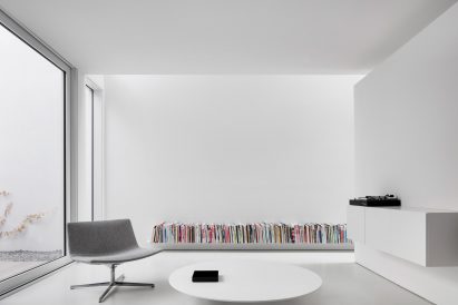 The House on Drolet Street by Asgoneau Design