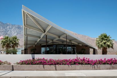 Tramway Gas Station by Frey and Chambers