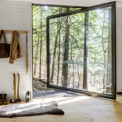10 entrances that involve sliding, pivoting and rotating doors | Dezeen