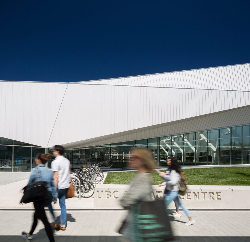 UBC Aquatic Centre by MJMA