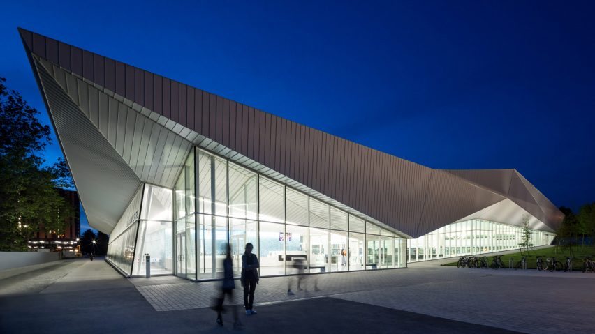 UBC Aquatic Centre by MJMA