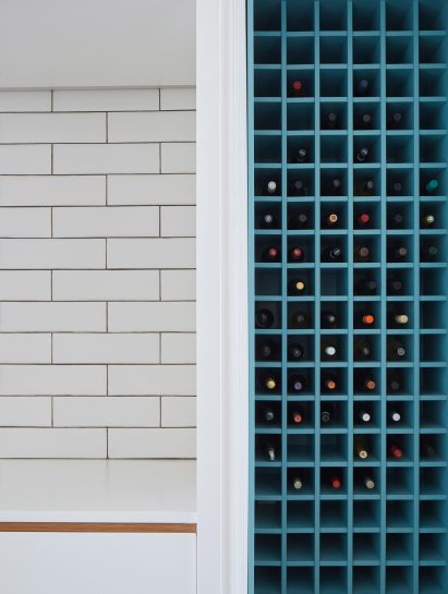 AML Apartment by David Ito Architecture