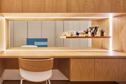 AML Apartment by David Ito Architecture