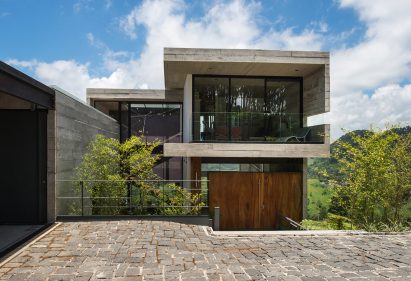 Ayvalaan House by Paz Arquitectura