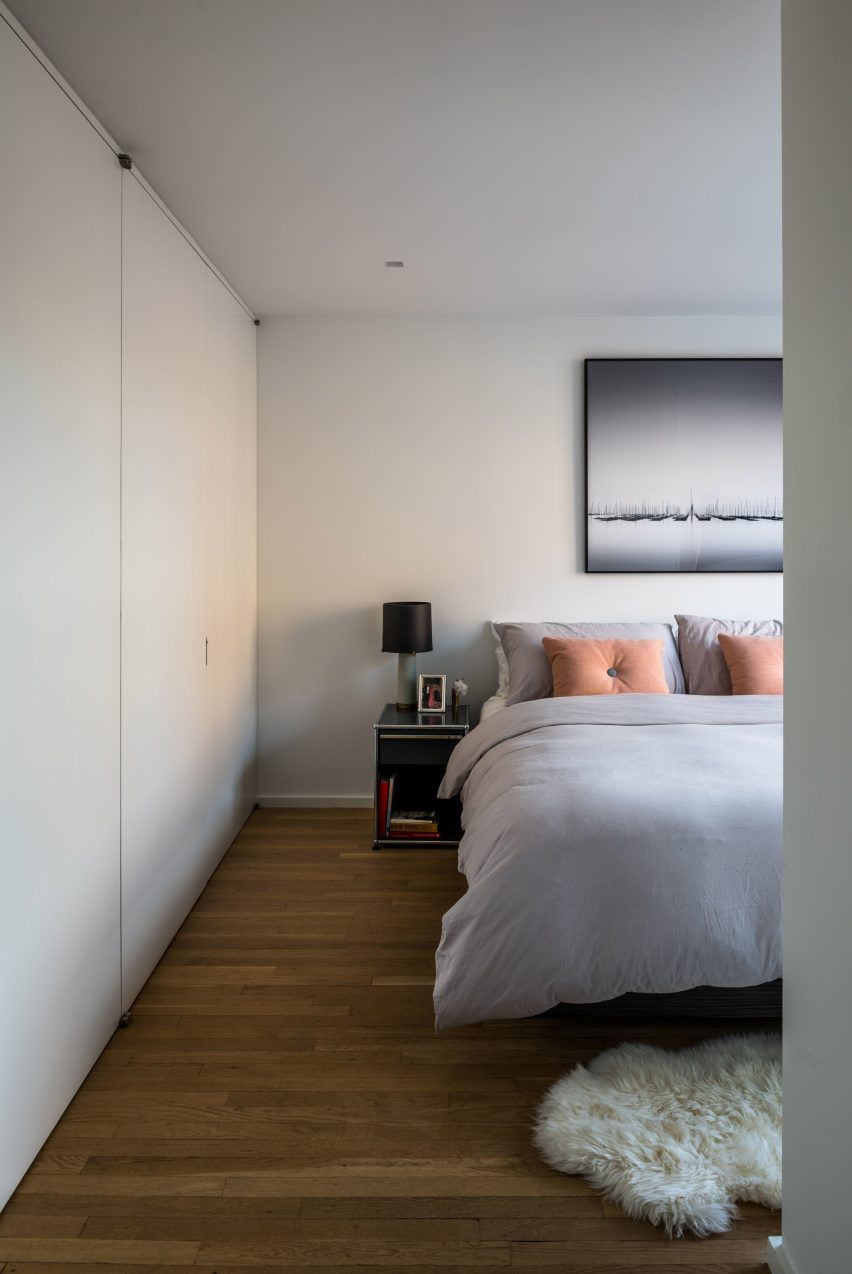 Bank Street Apartment by MKCA