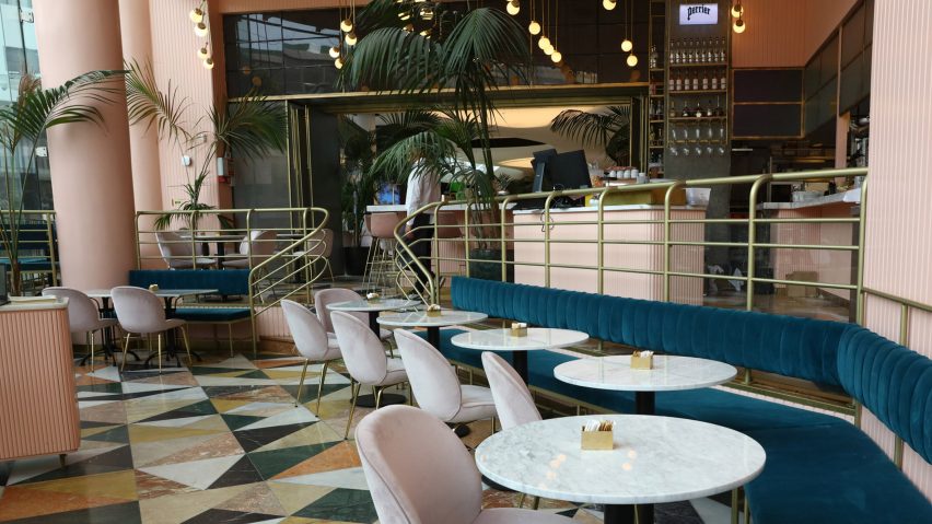 Cafeteria by Meir Guri