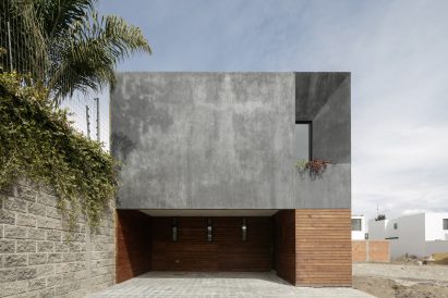 Casa Once by Espacio 18 Arquitectura and Cueto