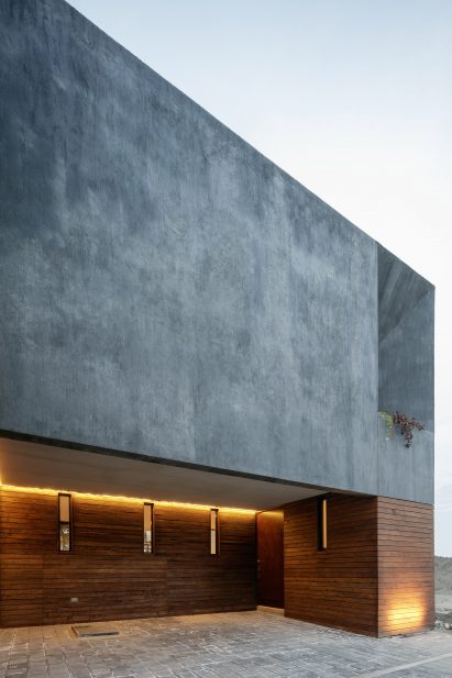 Casa Once by Espacio 18 Arquitectura and Cueto