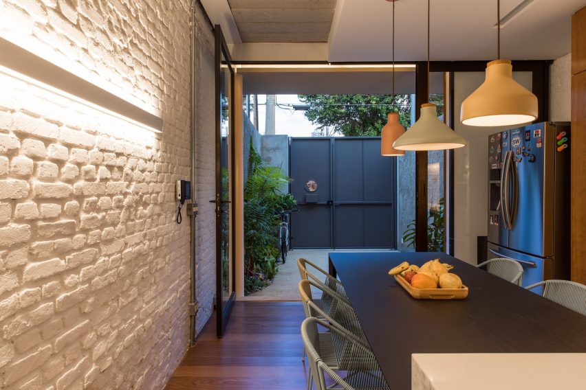 Casa Piraja by Estudio BRA