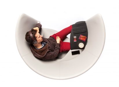 Foster + Partners design a chair to facilitate focus work in public spaces