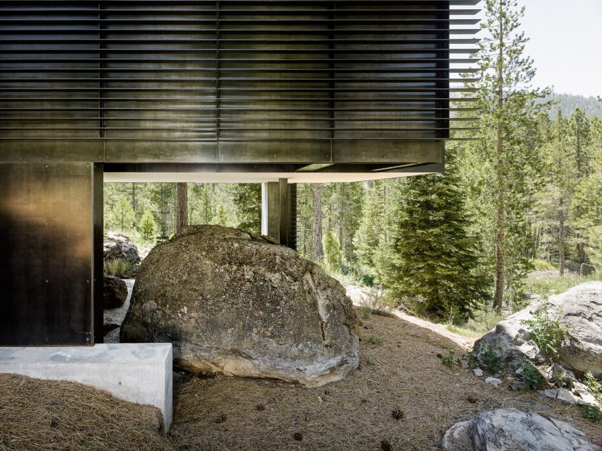 Creek House by Faulkner Architects